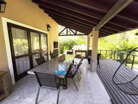 Casa en Venta con 1 cochera