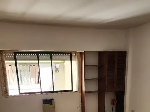 Departamento en Alquiler en Balvanera, $ 420.000