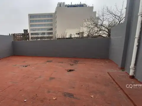 Depto Tipo Casa en Venta en Pompeya, USD 174.000