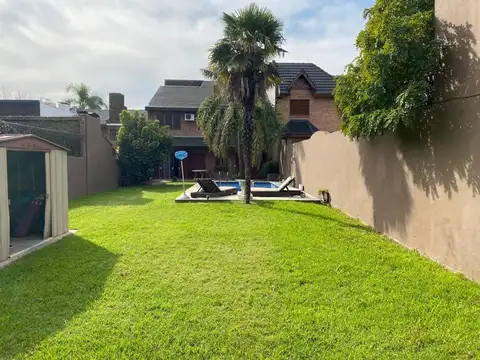 CASA EN VENTA - Castelar Norte