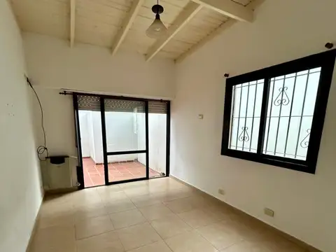 VENTA - DEPARTAMENTO CENTRICO EN PLANTA BAJA