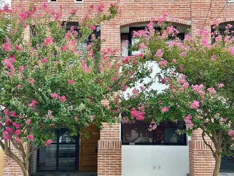 VENTA - DEPARTAMENTO CENTRICO EN PLANTA BAJA