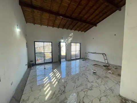 Casa en Venta en Mariano Acosta, USD 90.000