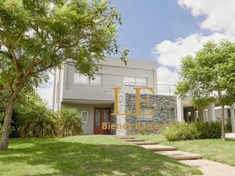 Venta de casa en Barrio Vistas, Puertos del lago. Escobar