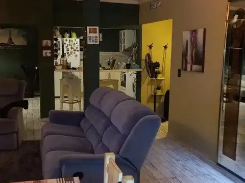 Depto Tipo Casa en Venta con 2 cocheras
