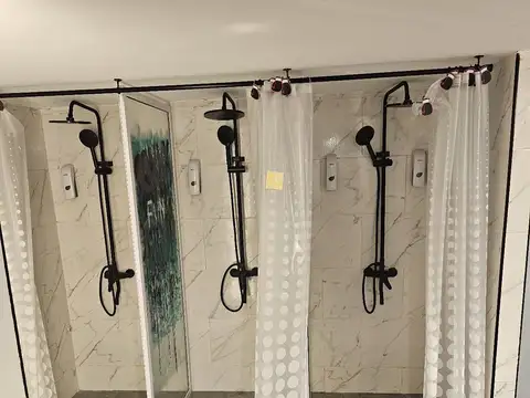 Oficina en Alquiler al Este