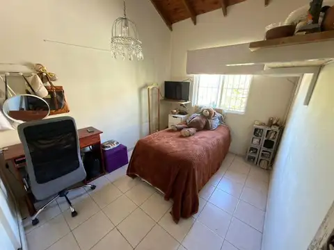 Casa 4 ambientes con 1 baño