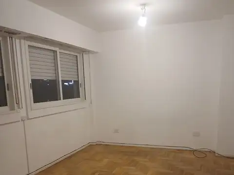 Muy luminoso, piso 10