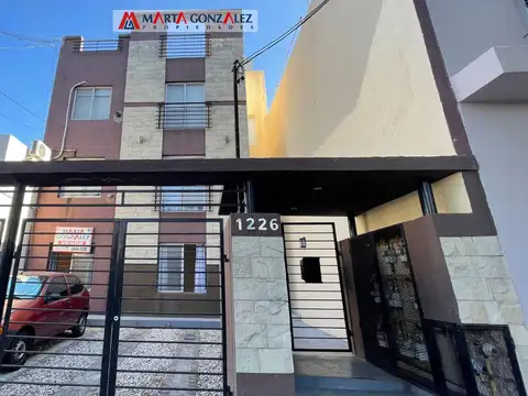 VILLA SARMIENTO, DOS AMBIENTES A 50 MTS. DE LA PLAZA ALSINA