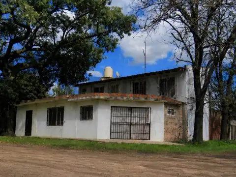 VENTA CASA 7 AMB|ESPECTACULAR QUINTA EN ESQUINA|2000m2 PARQUE|PILETA|PERMUTA|GONZALEZ CATAN