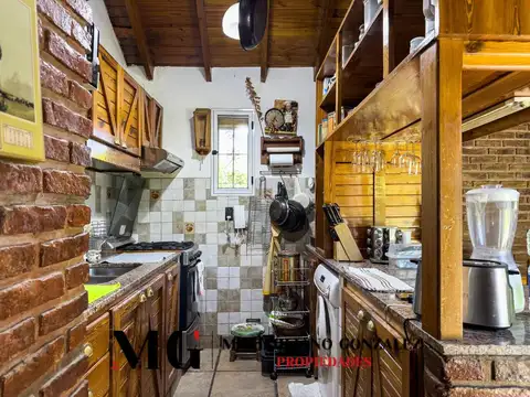 Casa 5 ambientes con 3 baños