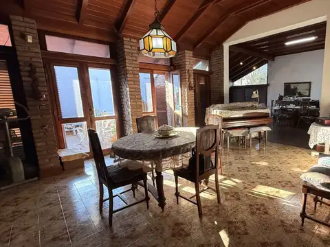 Casa en Venta en Quilmes, USD 288.000