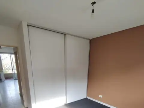 DEPARTAMENTO 2 AMBIENTES CON COCHERA APTO CREDITO 