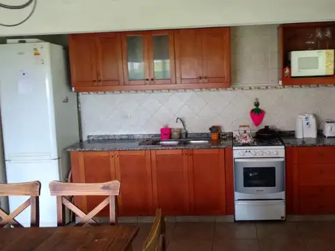 CASA EN VENTA - PARQUE SAKURA