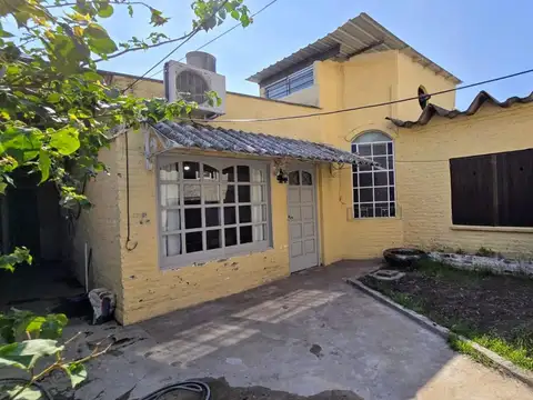 Casa PH Depósito Cochera Ituzaingó Norte Financiacion