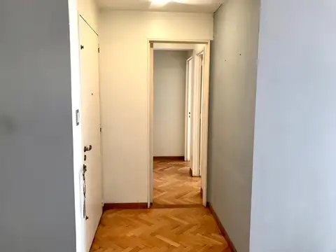 3 AMBIENTES CON DEPENDENCIA MUY LUMINOSO