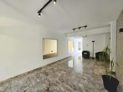 Departamento en Alquiler en Martín Coronado, $ 420.000