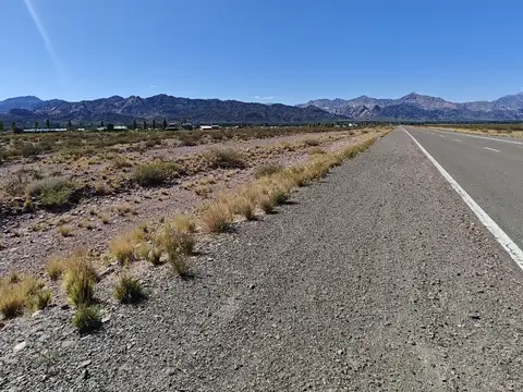 Altos del Valle - Venta en bloque 26435 m2 distribuidos en 8 parcelas. Frentistas a la ruta en 286,58 m.