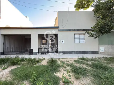 Casa 4 ambientes con 1 baño