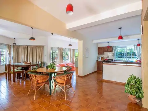 Casa en Venta en Roldan, USD 200.000