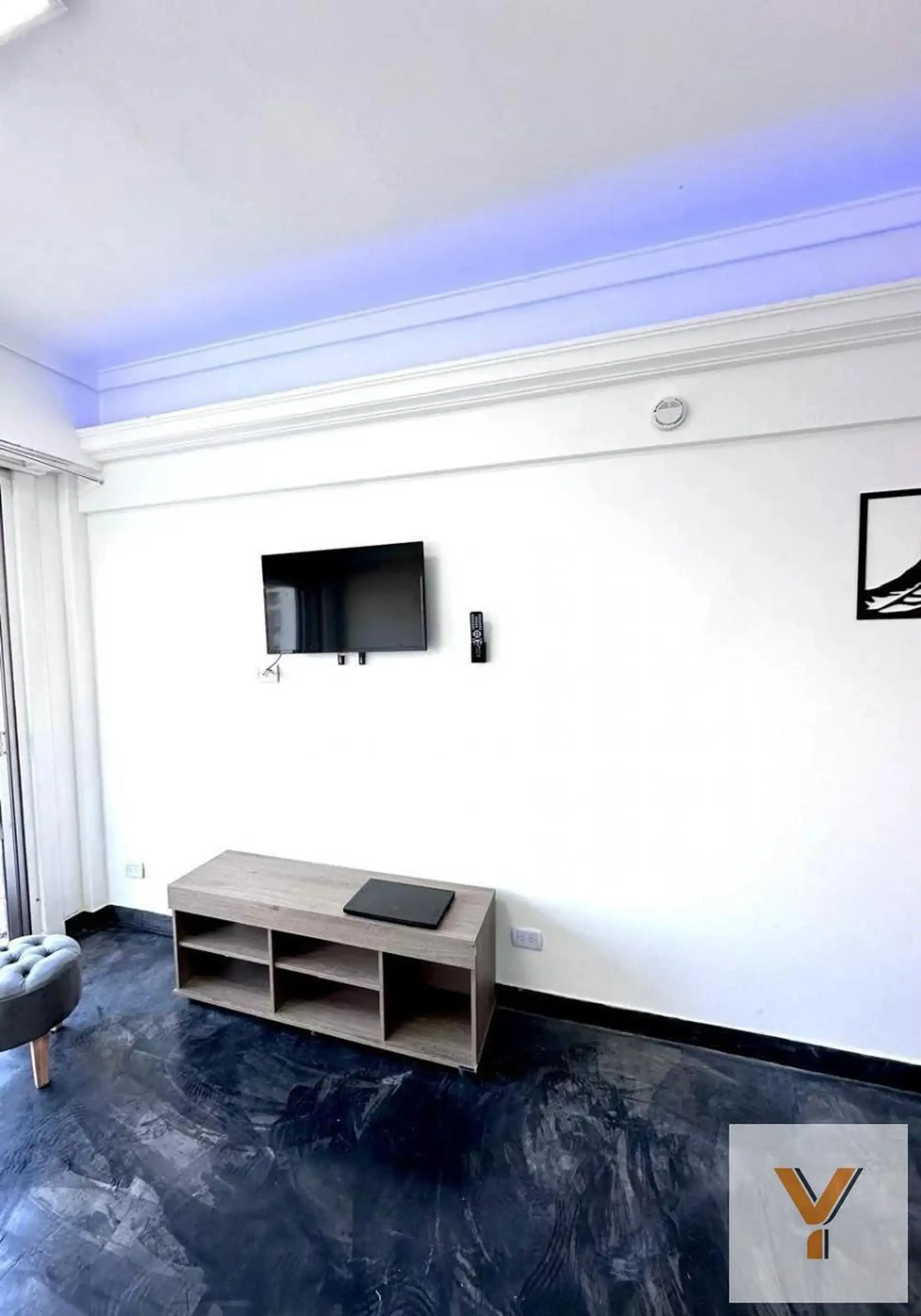 Depto 2 dorm, 55m² en Av. Colón con balcón y aire acondicionado