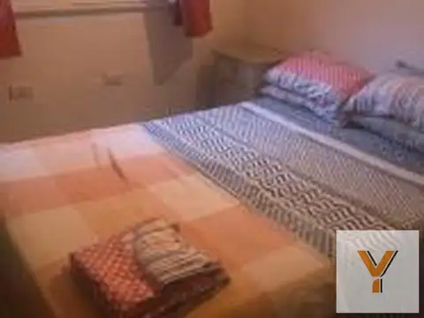 Casa 2 ambientes con 1 baño