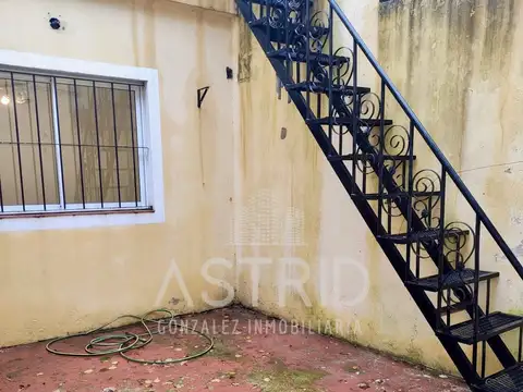 Depto Tipo Casa en Alquiler de 1 dormitorio