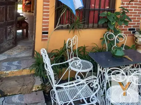 Casa 2 ambientes con 1 baño