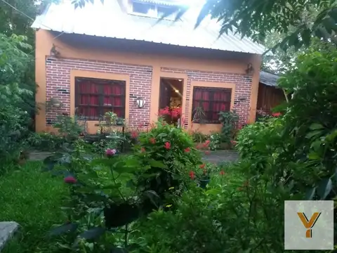 Casa en venta - 1 dormitorio 1 baño - 55mts2 - Florencio Varela