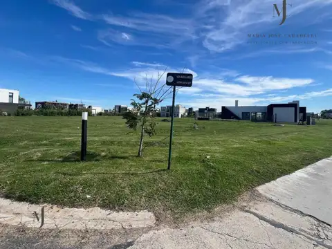 Venta de Terreno en Lagos de Canning.