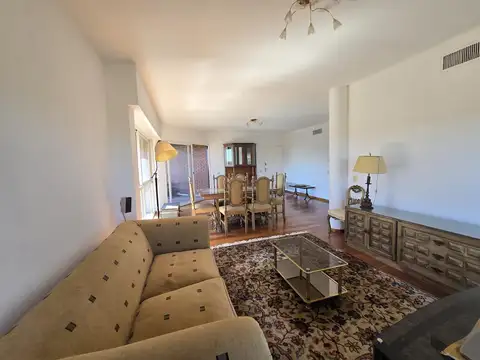 Departamento 4 ambientes con 2 baños