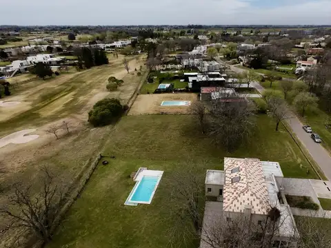 Terreno con vista a la cancha de golf  - Estancias Del Pilar- Barrio Golf