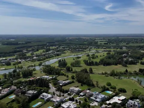 Terreno en Venta de 2037,0 m2