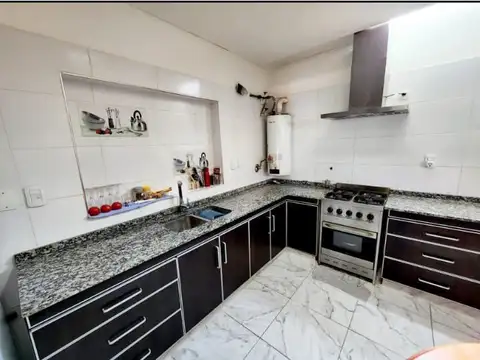 Casa en Venta en Rafael Calzada, USD 150.000
