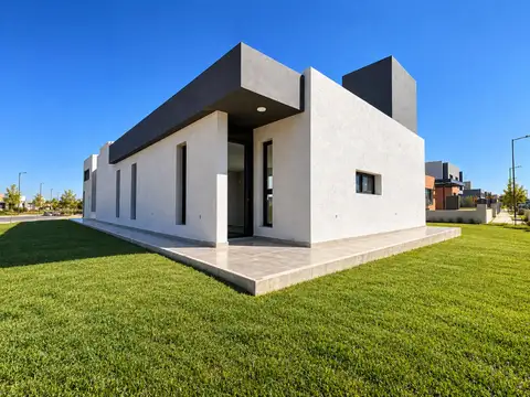 Venta casa a estrenar en Quebrada de Manantiales