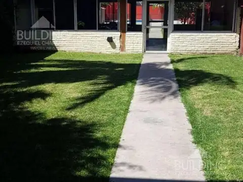 Casa 6 ambientes con 4 baños