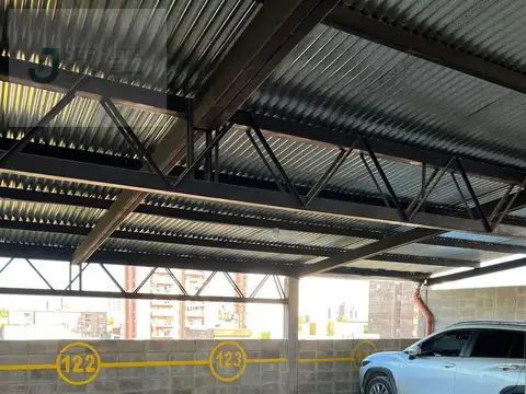 Cochera en Venta de 5  mts largo x 2  mts ancho