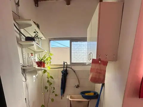 RIVADAVIA 2400, Piso 1
