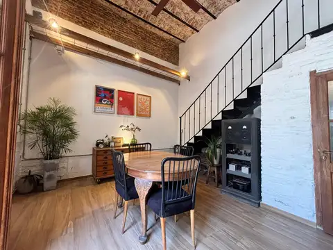 Depto Tipo Casa en Venta de 5 ambientes