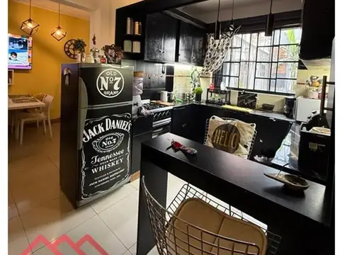 Casa en VENTA - Caseros Centro