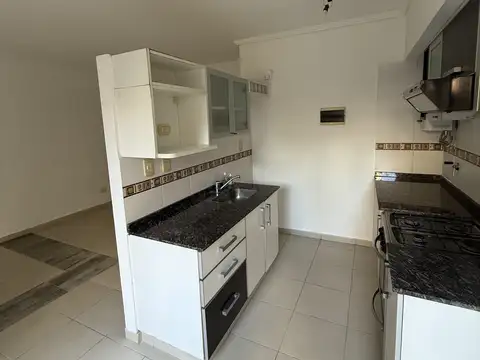 Departamento en Alquiler en Villa Devoto, $ 900.000