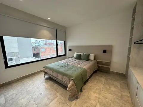 Avenida Hipólito Yrigoyen 1500