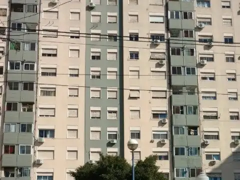 10 de septiembre 2800, Piso 6