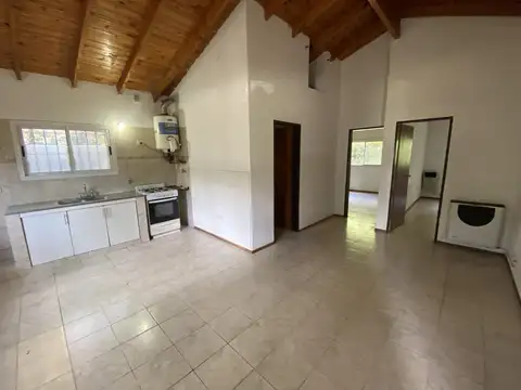 Casa en Alquiler en City Bell, $ 630.000