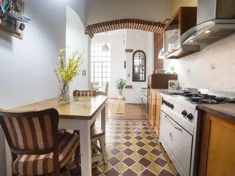 Casa 4 ambientes con 1 baño