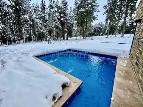 Casa 6 ambientes con 2 baños