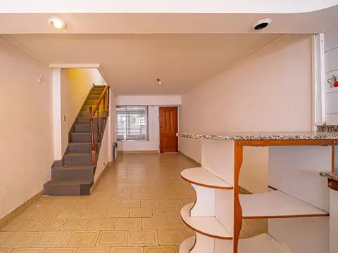 Casa en Venta en Moron, USD 89.000