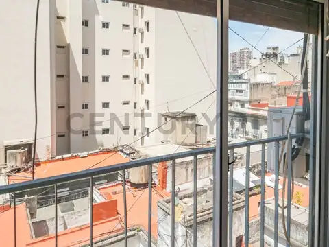 Sarmiento 1800, Piso 7