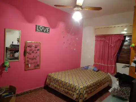 Casa - Venta - Argentina, La Matanza - E. DEL CAMPO 5548