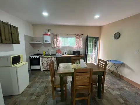 Casa 3 ambientes con 2 baños